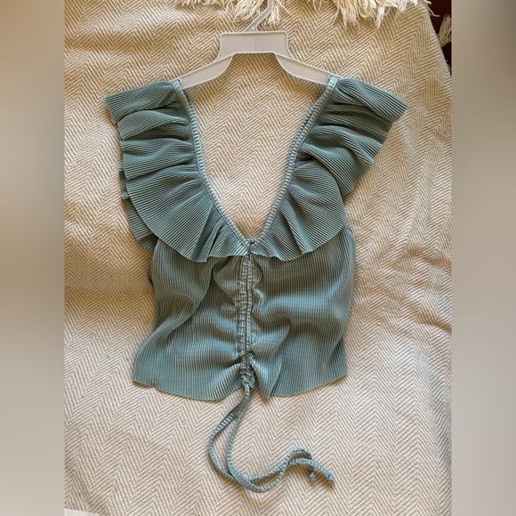Zara Ruffled Blue Top 🍀🌸 - Picture 2 of 5